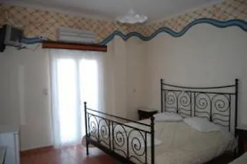 Rena's Hotel